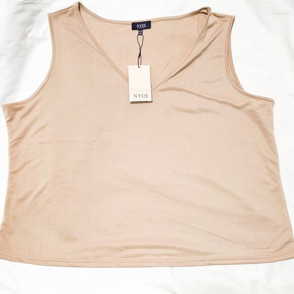 NYDJ New taupe French Terry lounge set size 2x-3x - Picture 2 of 16